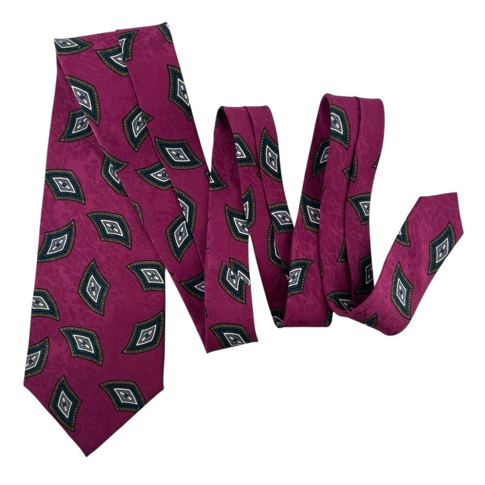 Vtg NEW Seigo New York Tie 100% Silk Handmade Japan Necktie Magenta Hound NWT